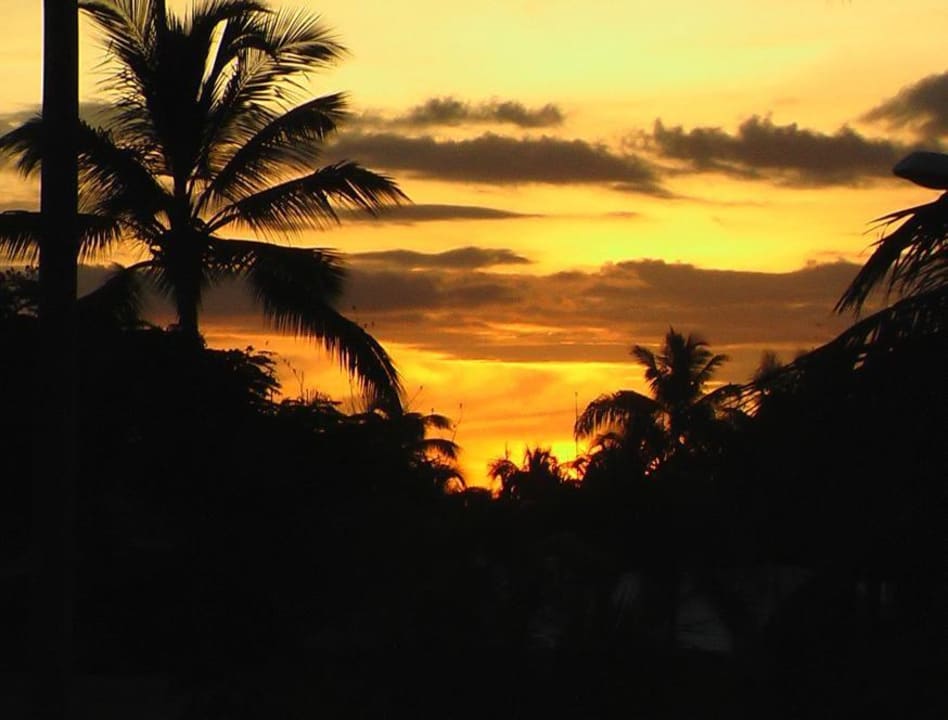Blick aus dem Zimmer - Sonnenuntergang Hotel Grand Palladium Palace Resort, Spa & Casino