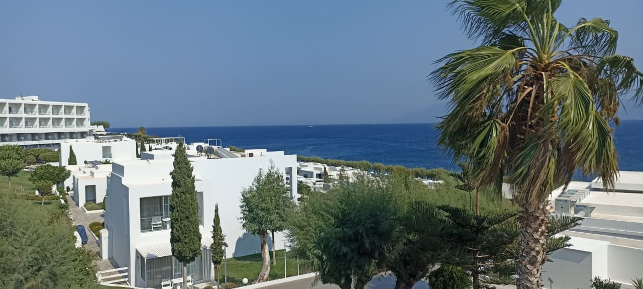 Außenansicht Dimitra Beach Hotel & Suites