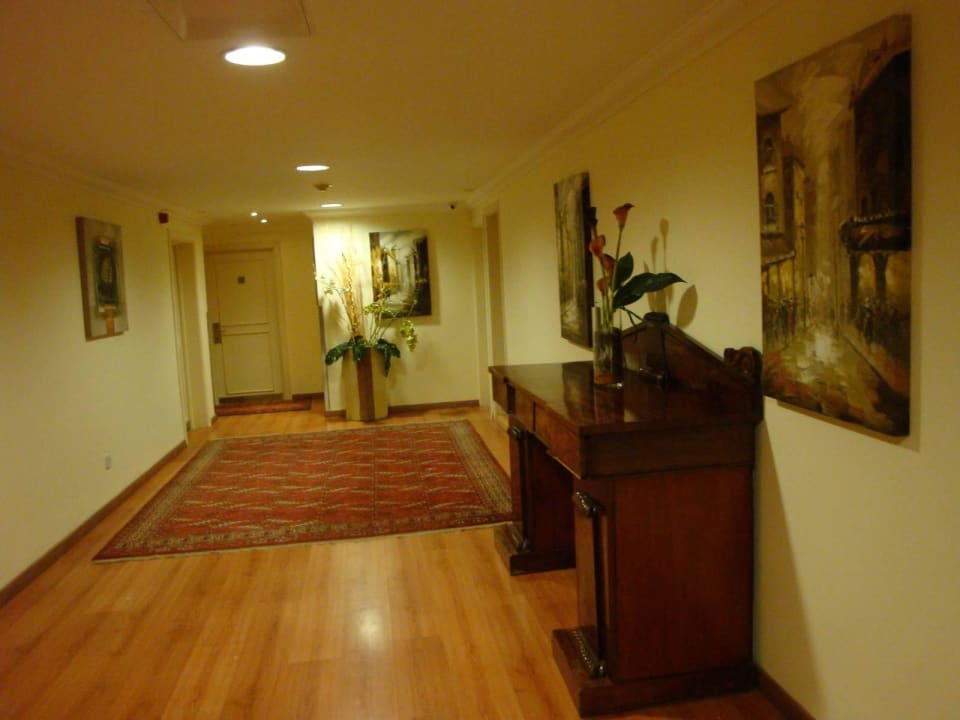 Geschmackvoll eingerichtete Etagenflure Hotel Osborne