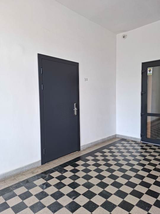 Lobby Jam Apartments