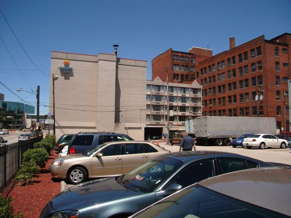 Rückseite des Comfort Inn Downtown Cleveland Hotel Comfort Inn Downtown