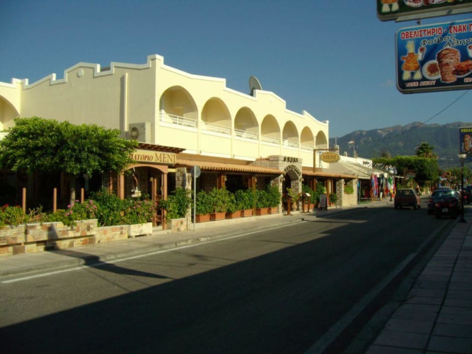 von der strandstraße der blick zu den bergen ananea Kos
