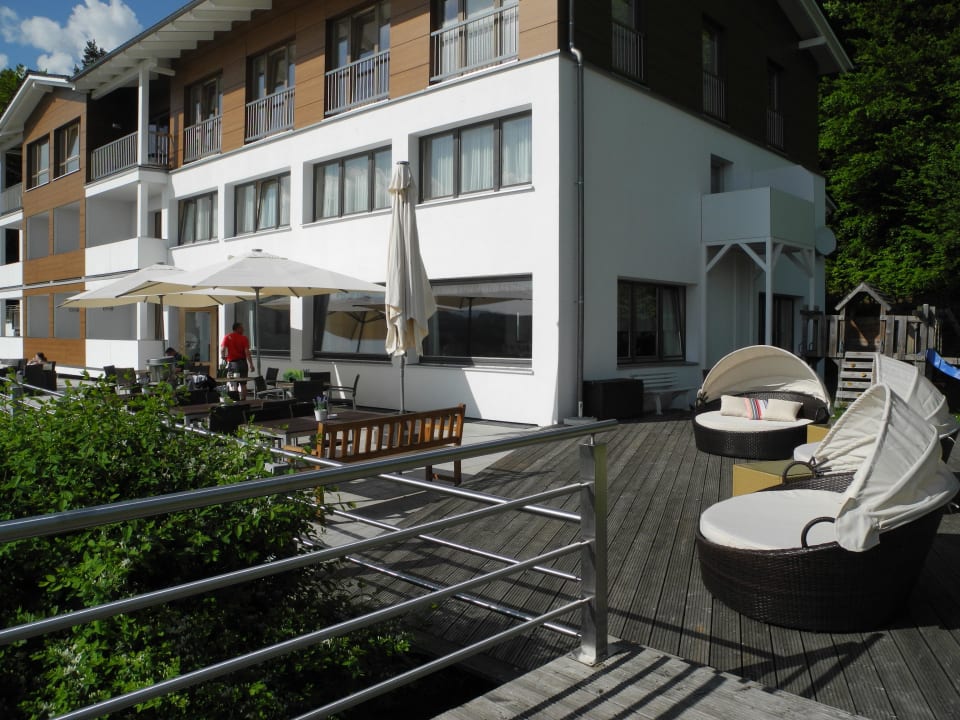 Sonnenterrasse Thula Wellnesshotel Bayerischer Wald