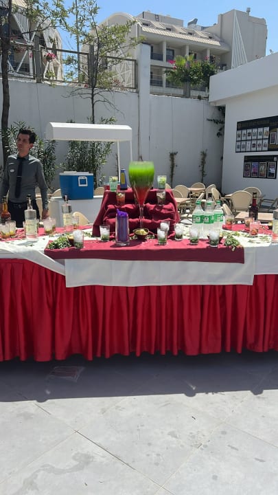 Gastro Terrace Elite Resort