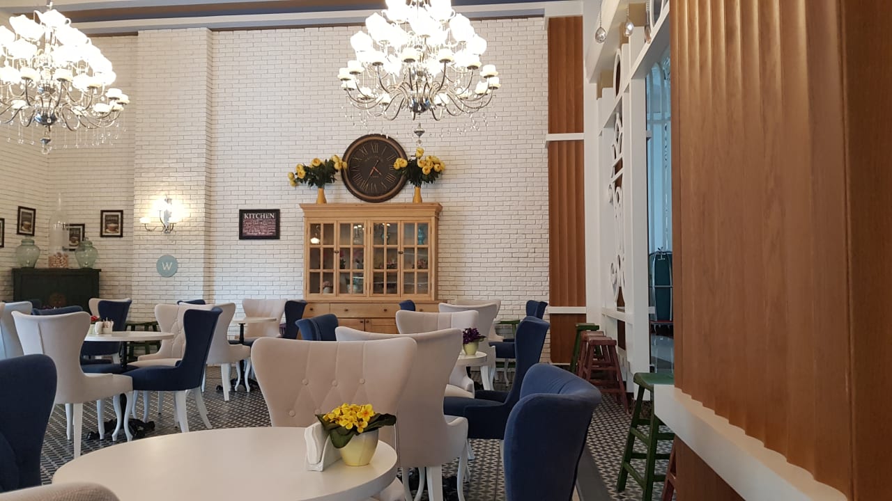 Gastro Quattro Beach Spa & Resort