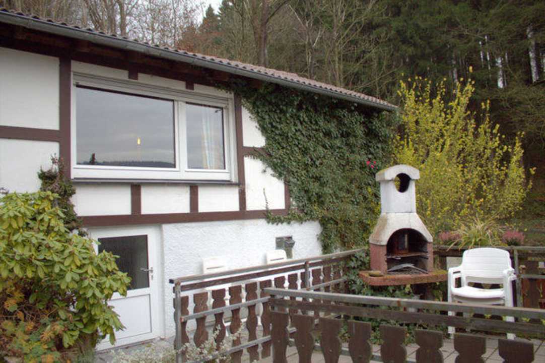 Blick auf das Haus und die Terrasse  Ferienhaus Panoramablick