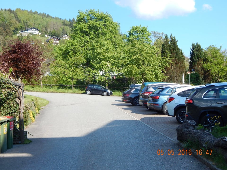 Parkplatz Ferienwohnungen Fischerhaus direkt am See