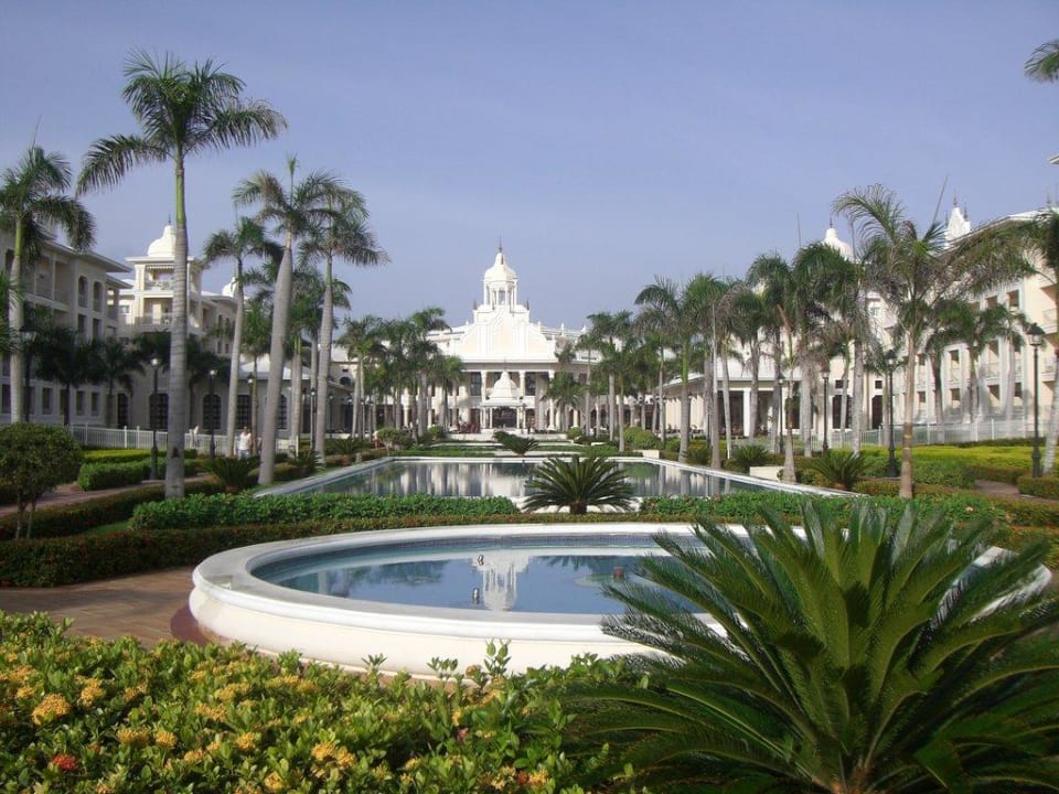 Sehr gepflegte Anlage Hotel Riu Palace Punta Cana
