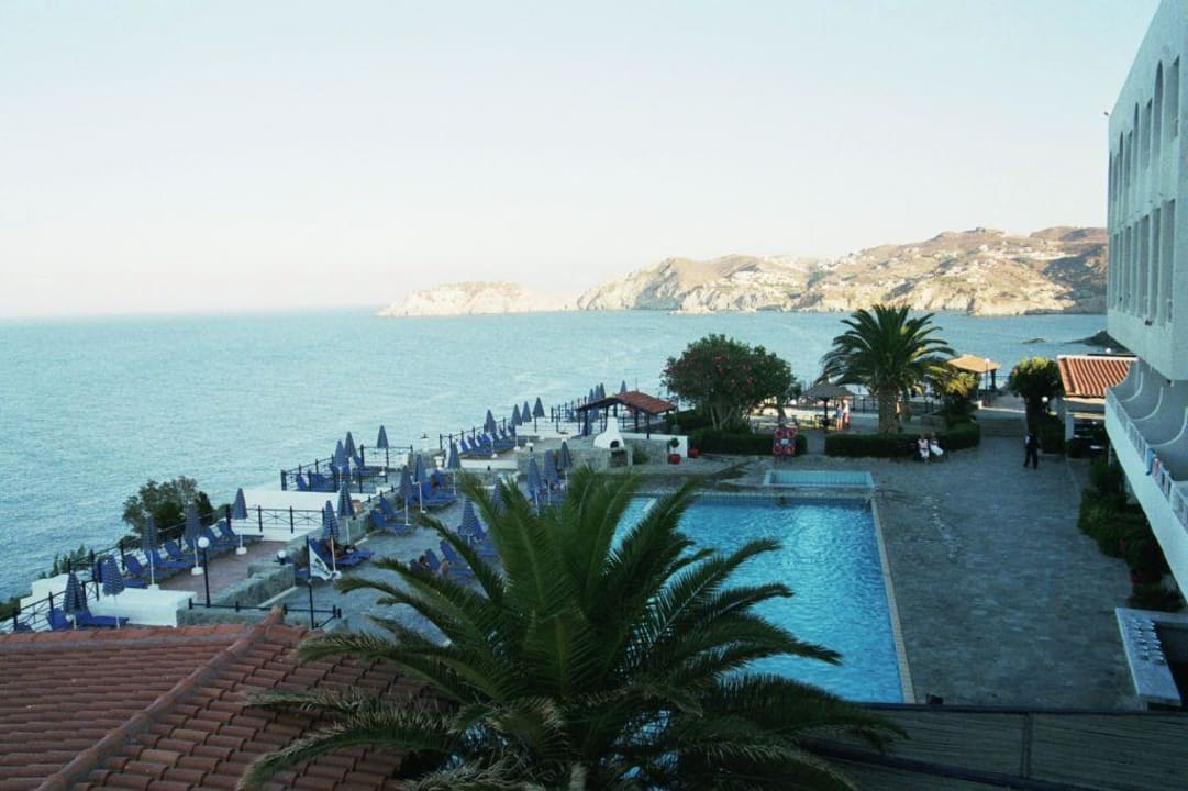 Hotelpool Peninsula Resort & Spa