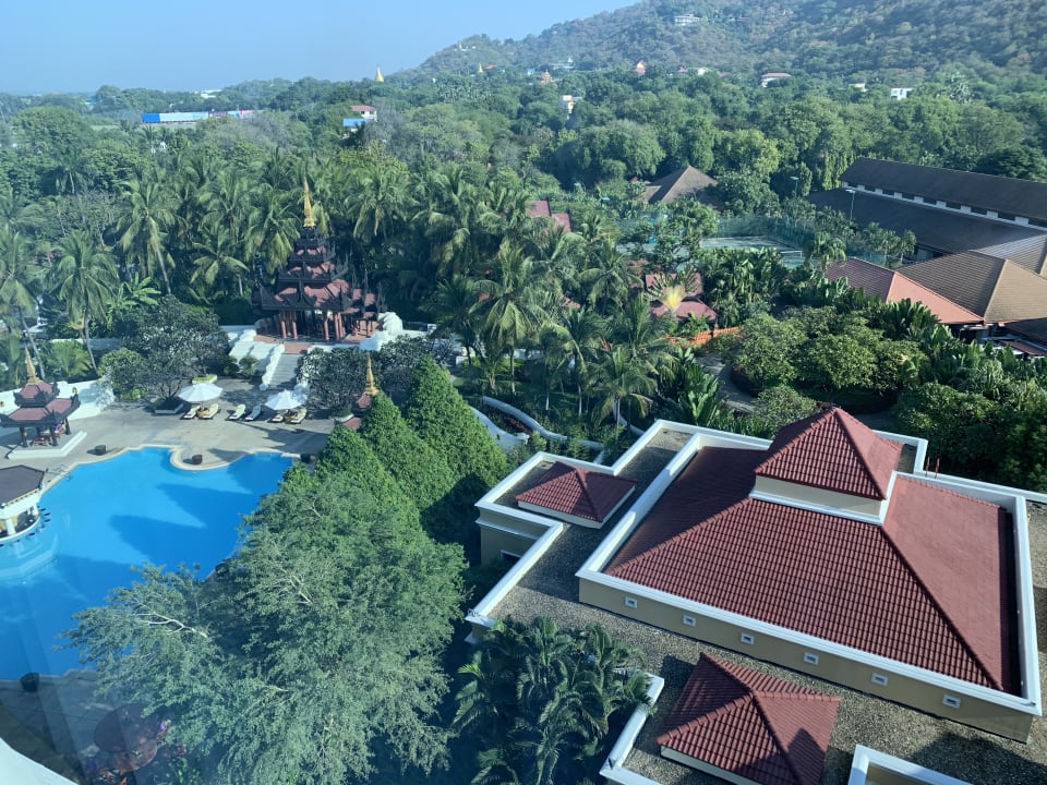 Ausblick Mandalay Hill Resort