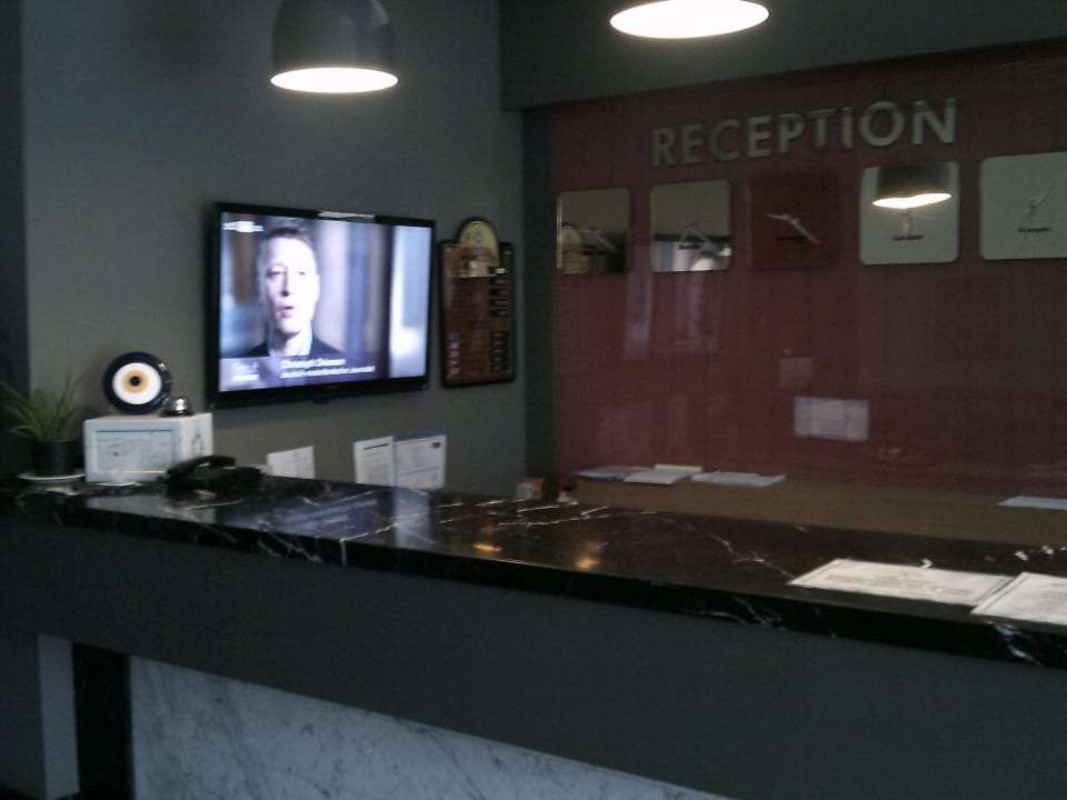 Lobby Side Su Hotel