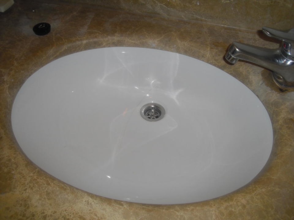 Waschbecken mit Riesensprung Sunis Kumköy Beach Resort Hotel & Spa