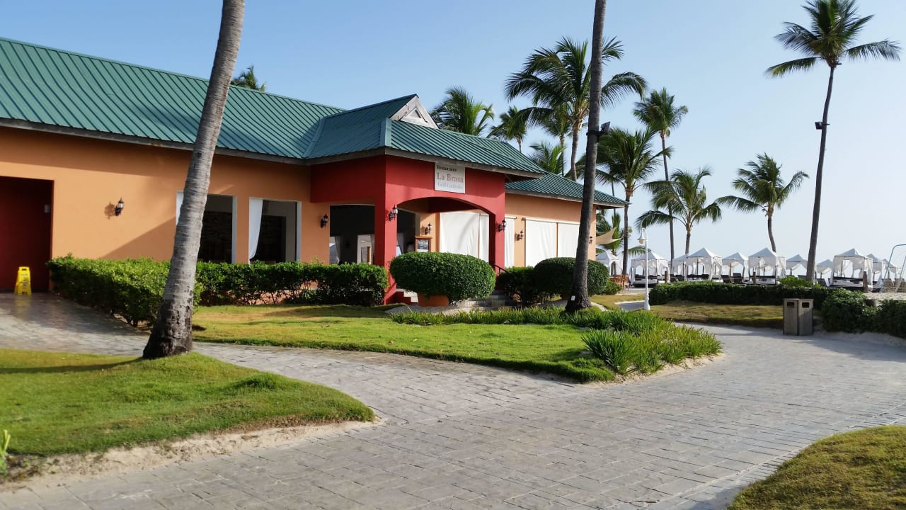 La Brasa Ocean Blue & Sand