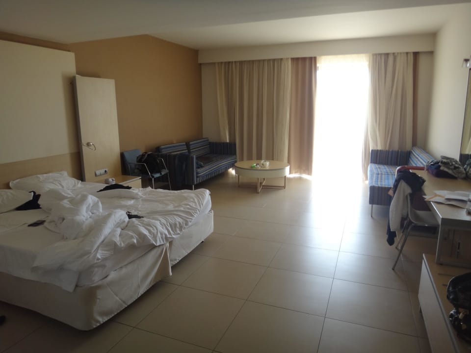 40m2 Zimmer + 20m2 Badezimmer Atlantica Mikri Poli Crete