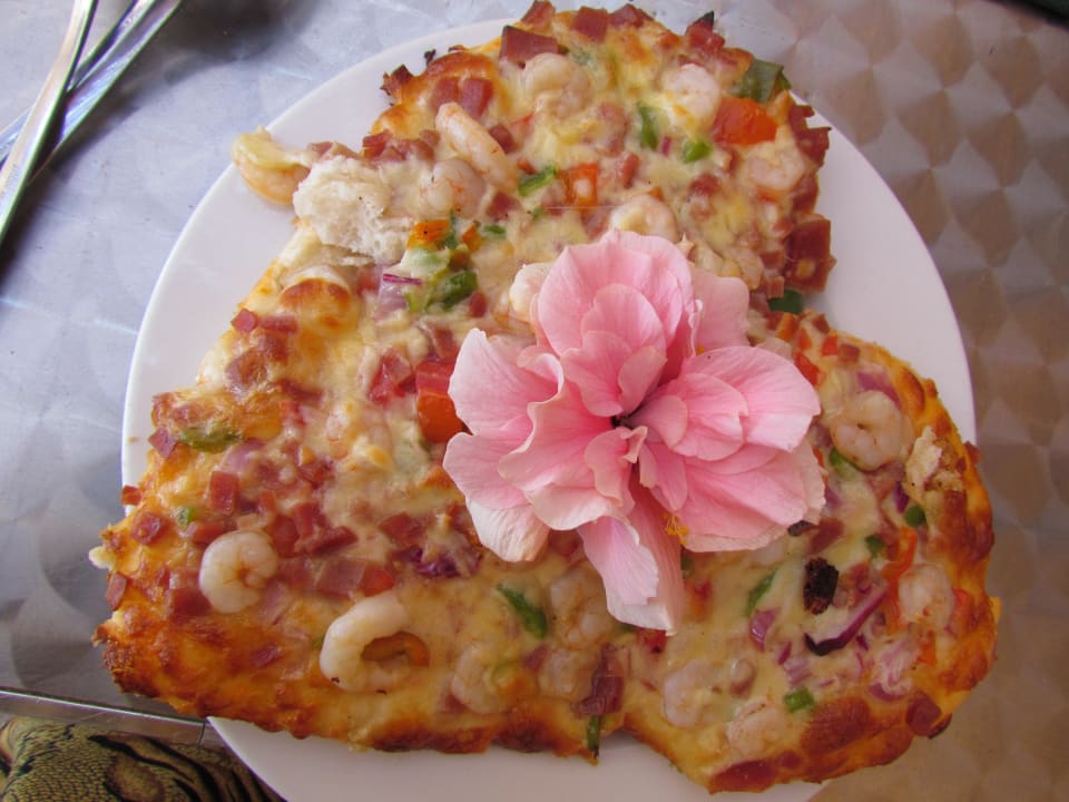 Пицца King Tut Resort