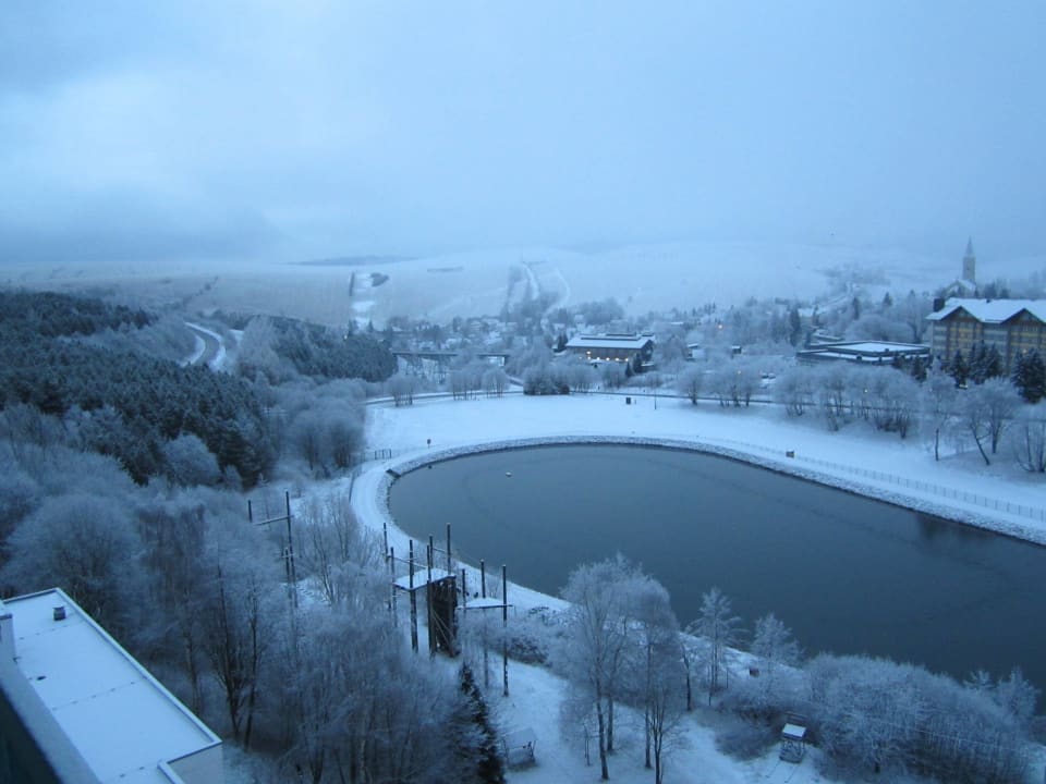 Balkonblick Richtung Bahnhof Best Western Ahorn Hotel Oberwiesenthal - Adults only