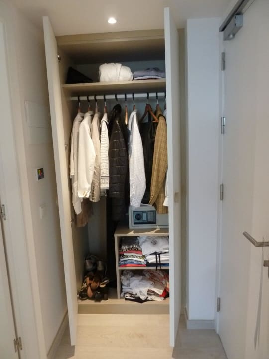 Zu kleiner Schrank für 2 Personen Son Moll Sentits Hotel & Spa