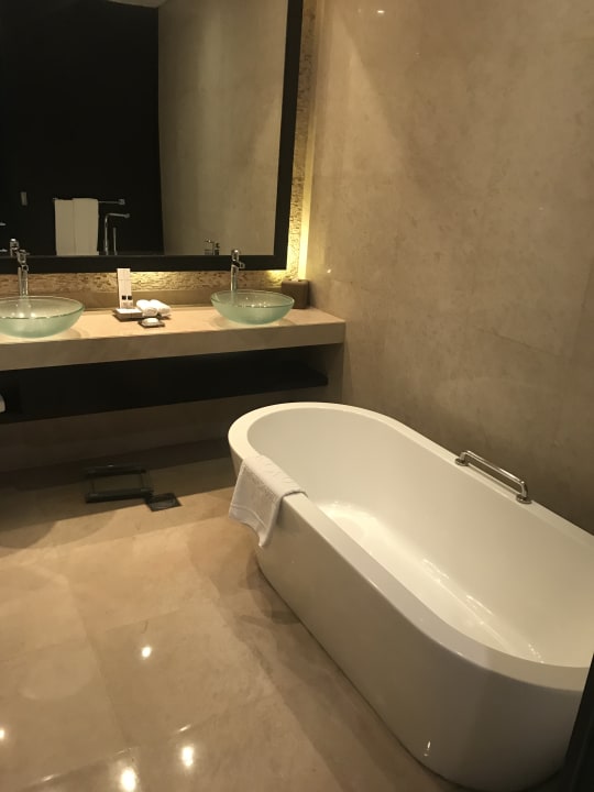 Zimmer Rixos The Palm Hotel & Suites