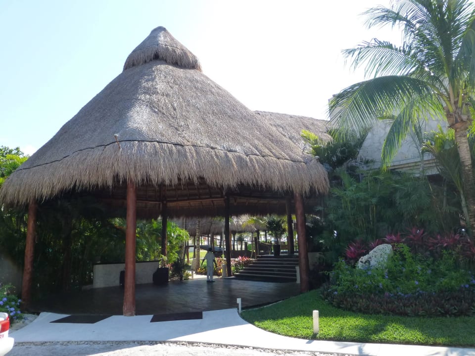 Hotel Eingang Akumal Bay Beach & Wellness Resort
