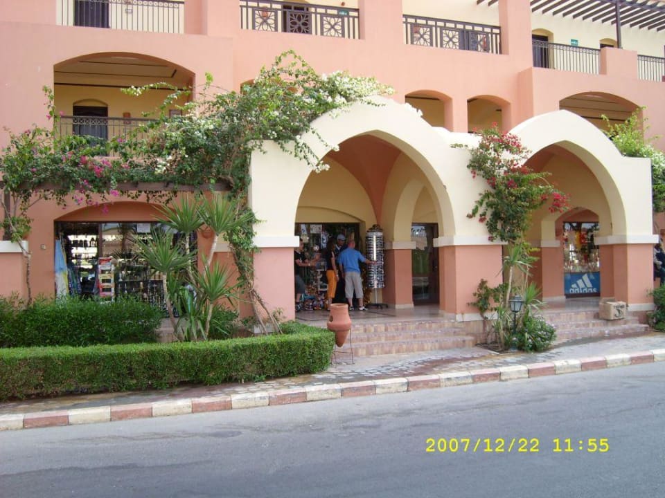 Kleine Einkaufspasage Jaz Makadina