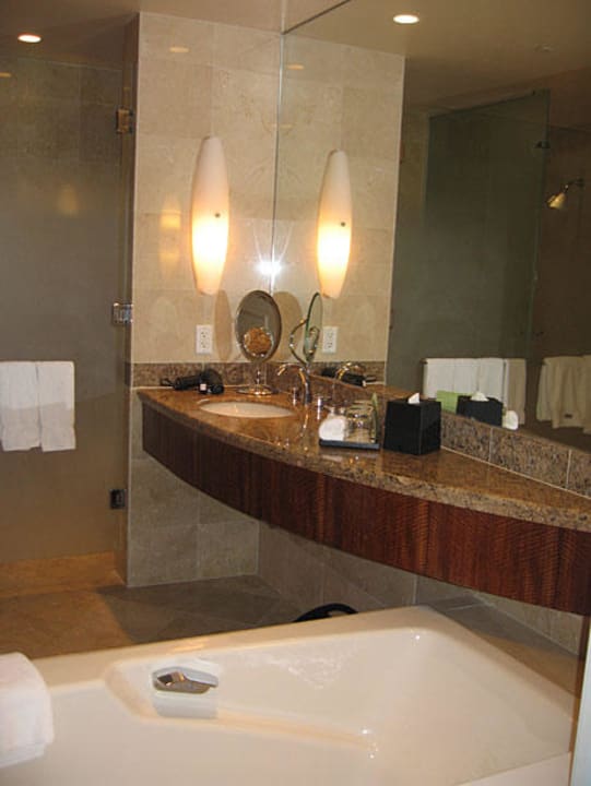 Bad Diplomat Resort & Spa Hollywood, Curio Collection by Hilton