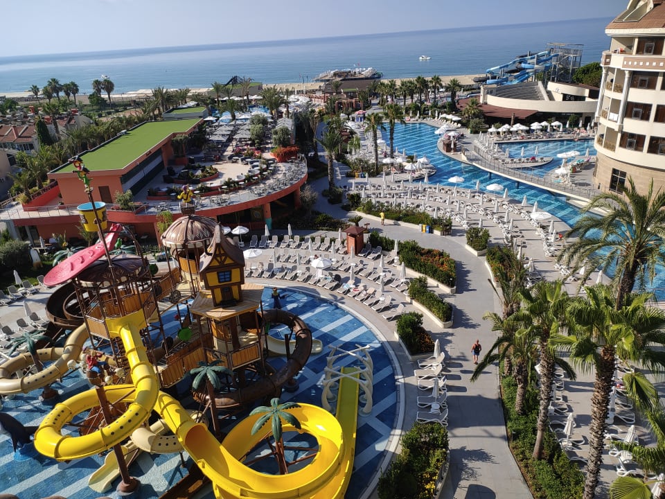 Pool Kirman Belazur Resort & Spa