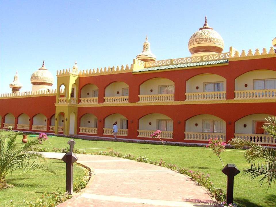 800er Block Pickalbatros Alf Leila Wa Leila Resort - Neverland Hurghada