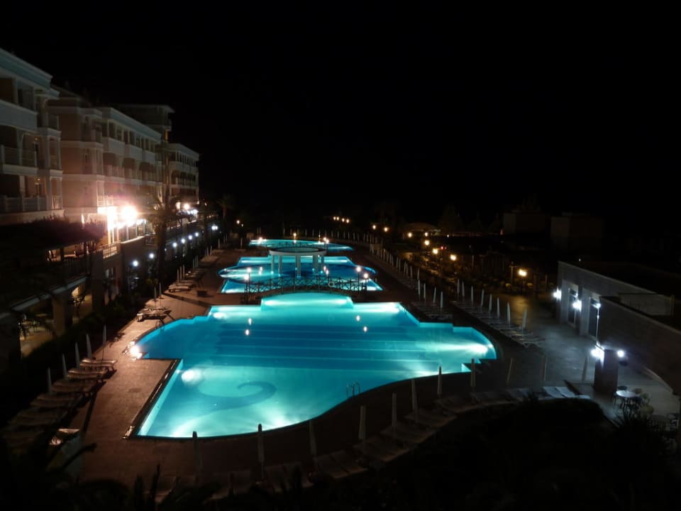 Pool bei Nacht Trendy Aspendos Beach Hotel