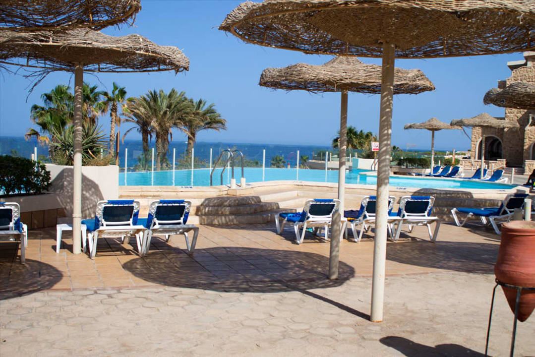 Der kleine Infinitypool Pickalbatros Citadel Resort