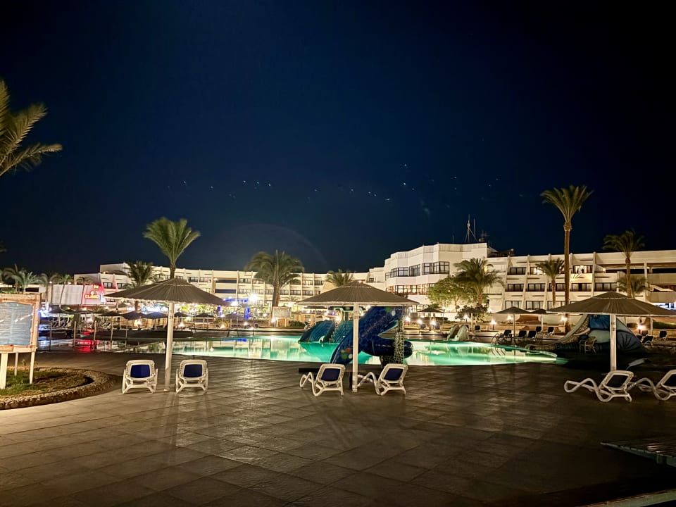 Pool Pharaoh Azur Resort