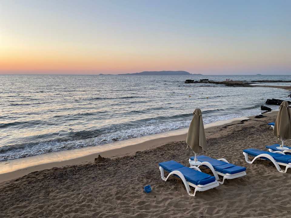 Strand Arina Beach Resort