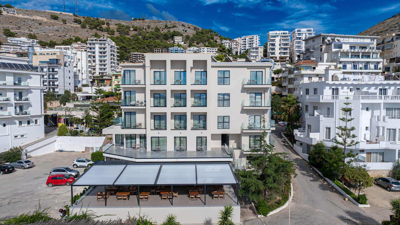 Außenansicht Grand Hotel Saranda