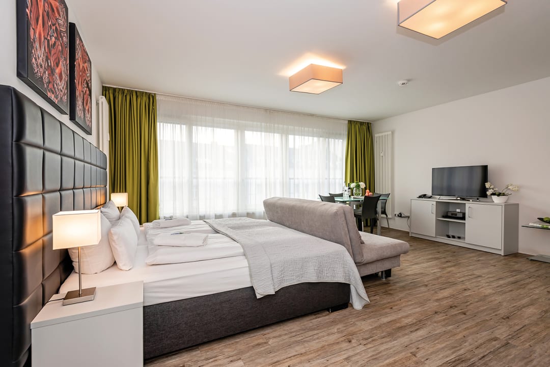 Zimmer Apartments Rosenthal Residence