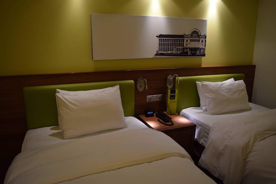 Betten Hampton by Hilton Warsaw City Centre