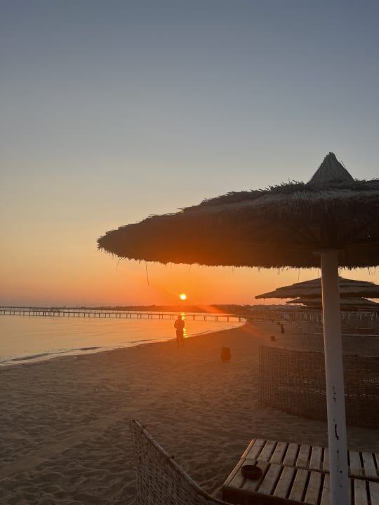 Strand Jasmine Palace Resort & Spa