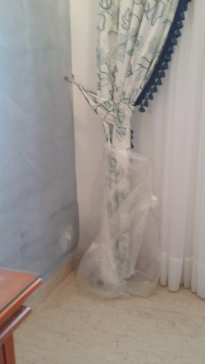 Zimmer Hotel Serita Beach