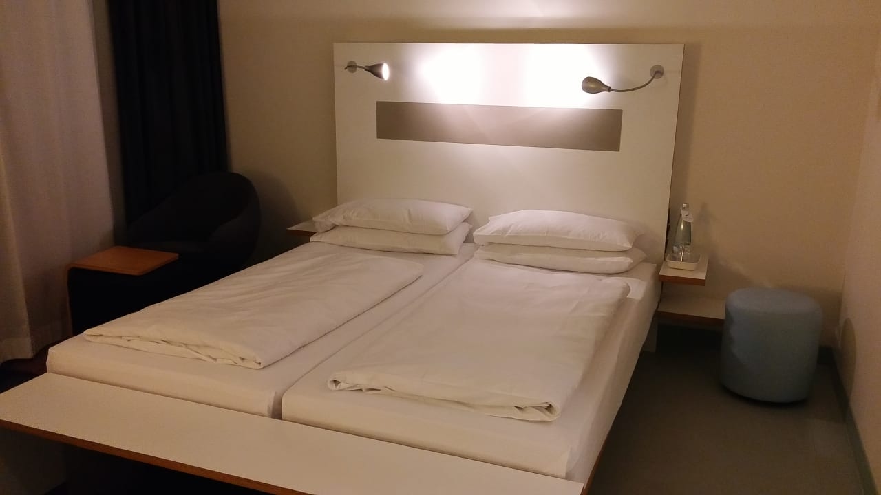 Zimmer Ku' Damm 101 Hotel