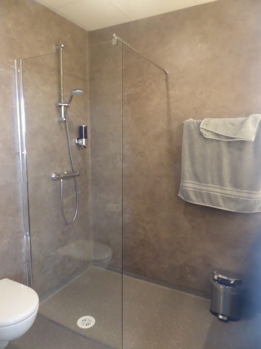 Zimmer Black Beach Guesthouse