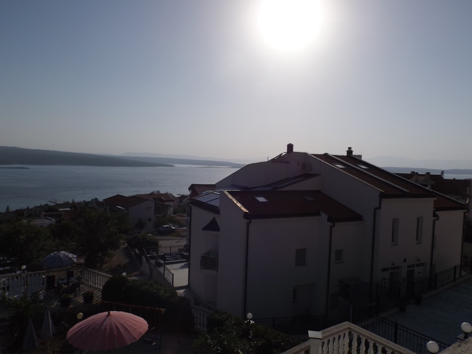 Ausblick Swimmingpool-Villa Rosi