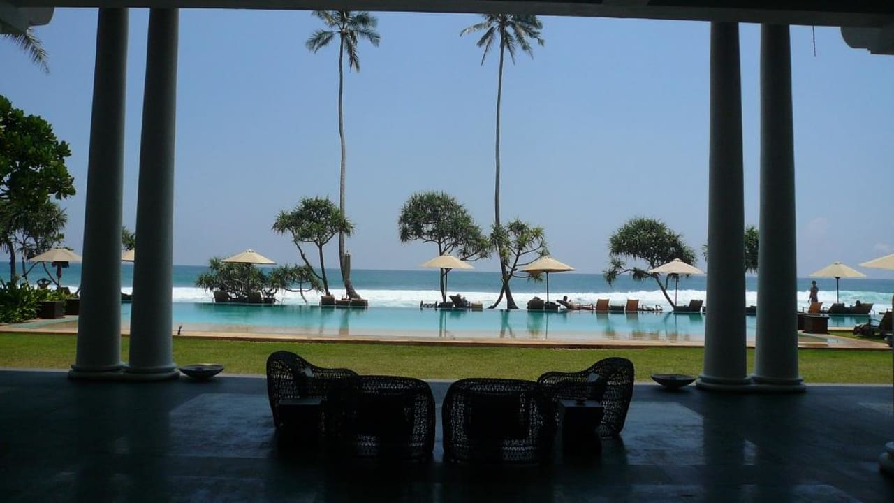 Blick vom Eingang zum Meer The Fortress Resort & SPA