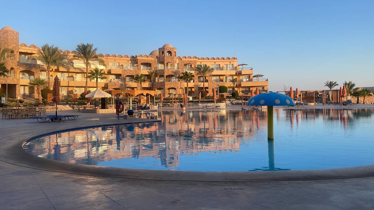 Pool Utopia Beach Club