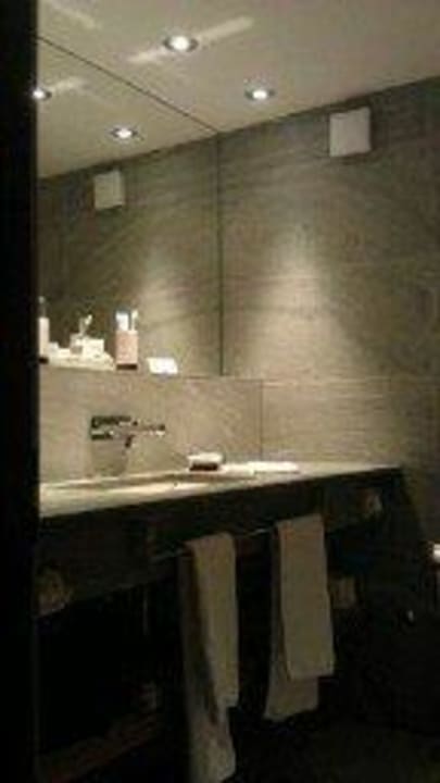 Modernisiertes Bad Sunstar Hotel Klosters