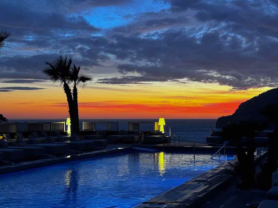 Pool Zafiro Palace Andratx