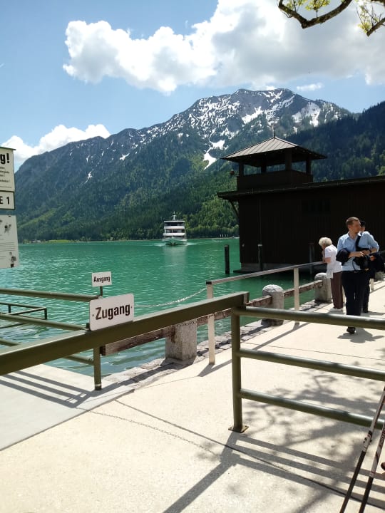 Ausblick Ferienhotel Alpenhof Aurach