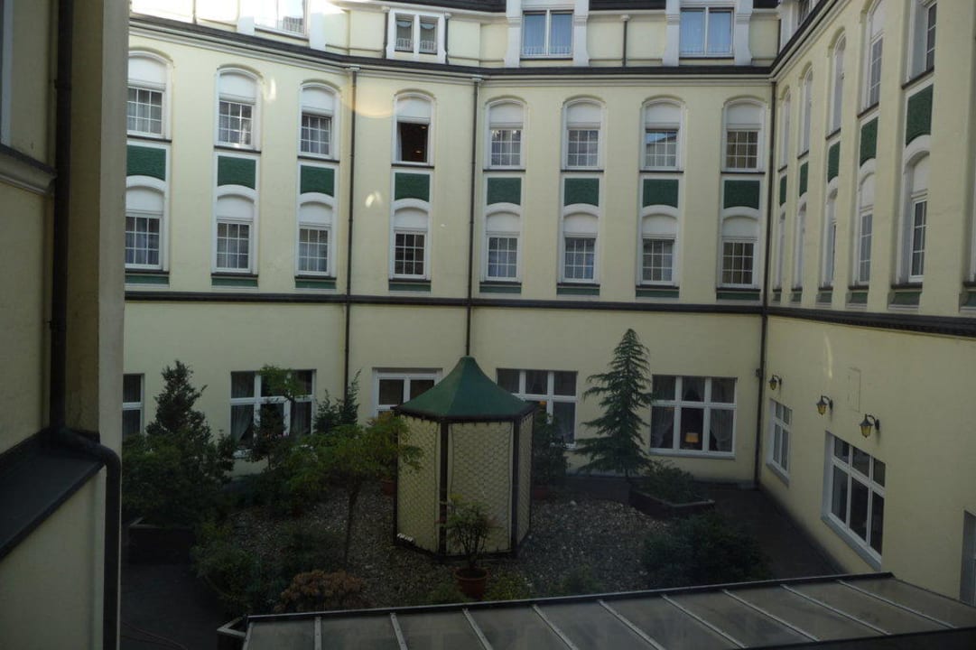 Innenhof Sure Hotel by Best Western Essener Hof