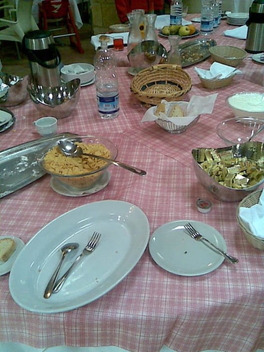 Ab 8:30 Uhr sieht so das Buffet aus Pian Dei Mucini Resort