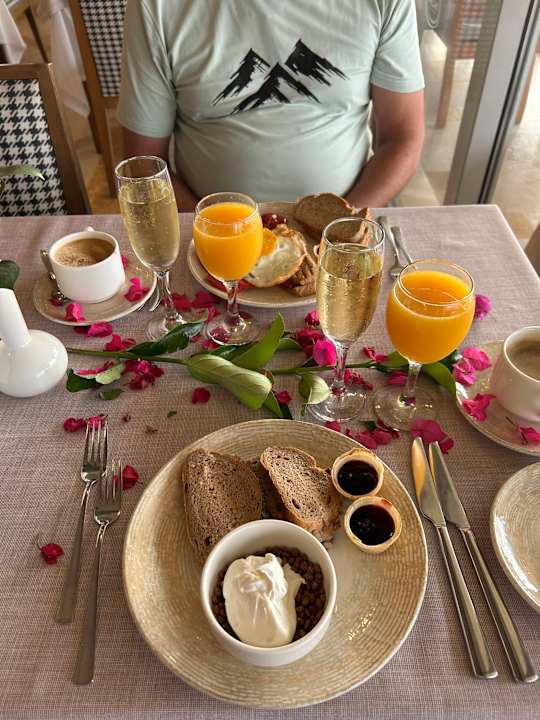 Gastro Melas Resort Hotel