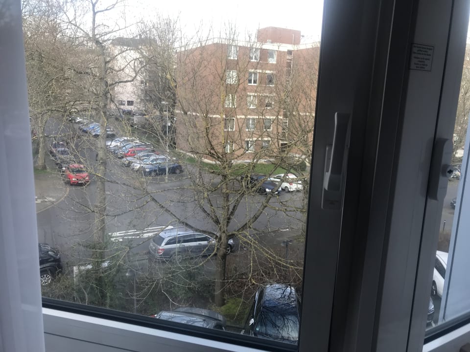 Zimmer H+ Hotel Köln Brühl