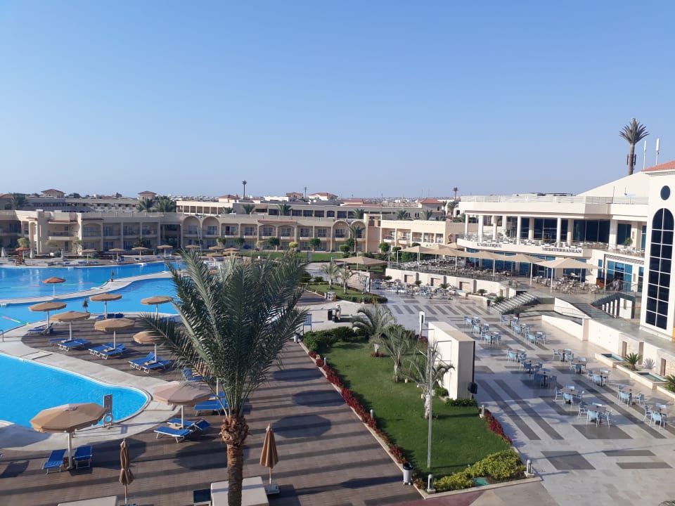 Pool Pickalbatros Royal Moderna Resort-Sharm El Sheikh