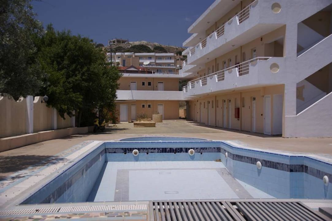 Basen Diagoras Hotel